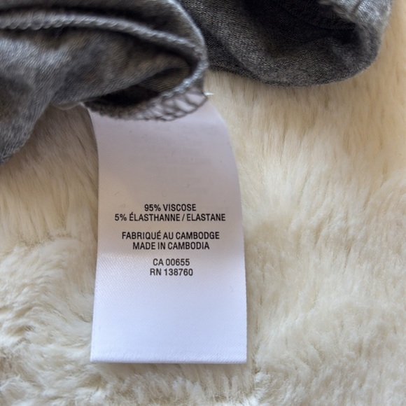 Reitmans Grey Wrap Top – Size XL | Casual Core | Half Sleeves - Picture 7 of 7